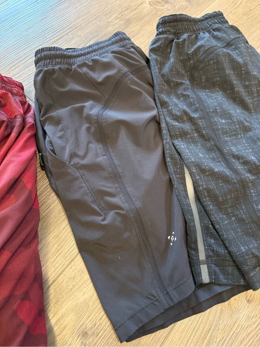 Lululemon Bundle Of 3 Shorts Size Large - Picture 4 of 5